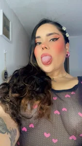 CamilJoness69 kullanıcısının 💜🔥 Purple perfect 💜🔥 albümü -  6 fotoğraf
