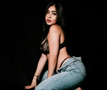 BelaCox_When desire wears lace Bild 5