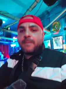 SmokedAlloy2 Me.,,,Ich...... টি ছবি