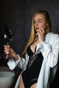 OliviaKisss Public Poză 2