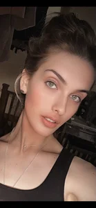 Dorinda_23X: Public ( 5 фото)