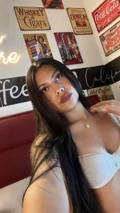 SweetMaddyson latina power Billede