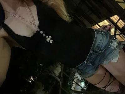 Public de ekaterina_goddess  2 Imagens