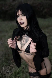 SweetDevil_7 the freedom of nature 🦇 Billede 2