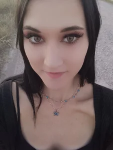 linaguuney2 Public Hình