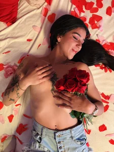 DanielaMonroe 💋 Between tenderness and temptation 🍓 Billede 9