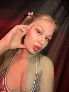 Public od redflaggx  4 snímek