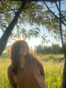 Red_Aria OUTSIDE Pic 4