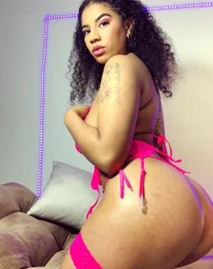 MacDeliceのMAKE YOUR DREAM SHOW COME TRUE WITH ME!の 4枚の写真