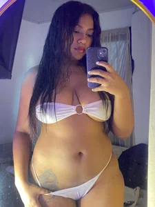 Adelyn_vel🍒图片