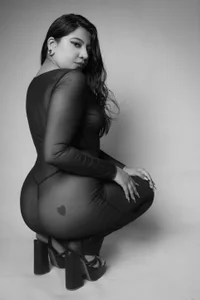 milan_sweetのI am an innocent girl with particular tastesの枚の写真