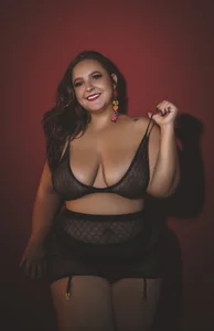 AmbarRoberts_: I feel good :shy: ( фото)