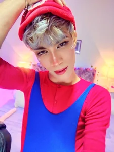 Cooperrosscute233 Marios Bross in action! Hình 3