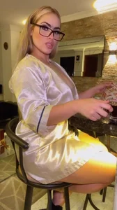 WenFox Public  5. fénykép