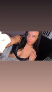 Monica_j Public Pic 4