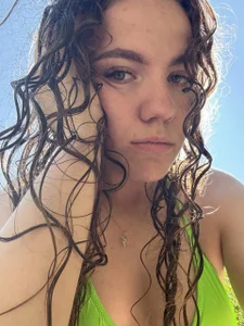 KiraRustle Public Foto 3