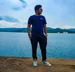 Rocketman180219 Public Poză 3