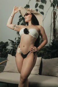 ZaraKafruni I know you want to taste me Poză 2