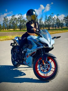 EmmyEvans1 The new spoiled 2024 🏍️❤️ Immagine  4