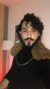 Mike_Parkerr serve me Poză