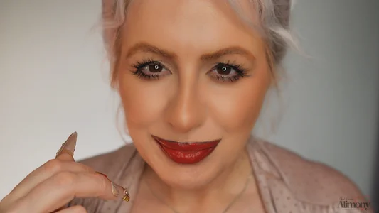 GoddessAlimony kullanıcısının HUMILIMUMMY Screengrabs albümü -  9 fotoğraf