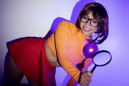 AndreaVelasco I'm not shy... just very curious 😈 Immagine  8