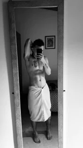 Dylanwhite23_ photos in towel Pic 3