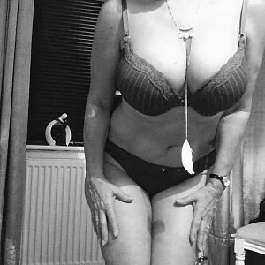 bra and panties de Vivianbea  5 Imagens