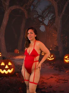 SexyRachel_ Sweet or naughty? 🥵🎃 Pic 6