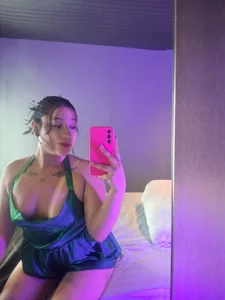 EmiilyRousee natural and very sexy! Pic 2