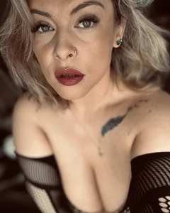 ToughVamp_MockinWITCH Monday pics🫦 TRY! Read my thoughts trough my eyes😊  6. fénykép
