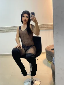 Kirby_Carrington A beautiful whore Immagine  2