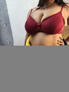 V-Hot-Kavita Body sexy зображення 2