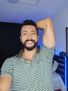 Tom_cooper_ Sassy boy Pic 2