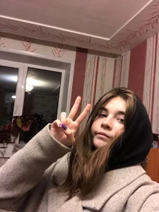 RubyRoyy Public Pic 6