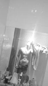 Public de DieMitransarinos  Imagens