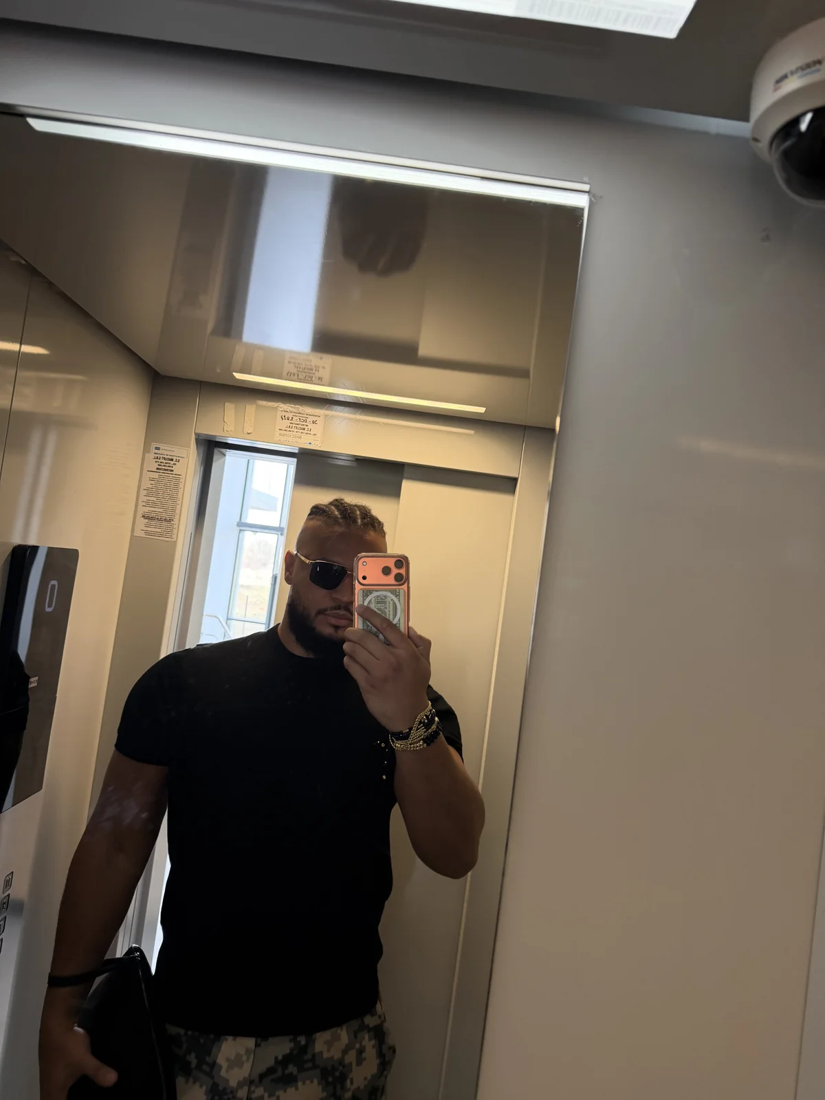 Трендове зображення  9767 1LordKingsley