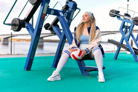 LianaFord Sport girl Foto 5