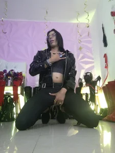 NicolleDiamonds_cg ❤️Happy Monday: smile, breathe deeply and trust the process❤️ Pic 3