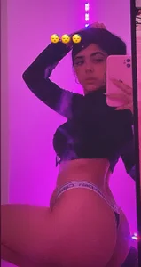 Gia_Massa Public صورة واحدة|Gia_Massa Public صورتان|Gia_Massa Public  3 صور|Gia_Massa Public  3 صورة