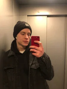 Kevin_Young_Cat Public Bilde