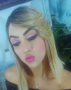 Michell_Queen Public slika