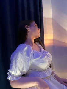 Trying on an outfit de CrissyKales  photos