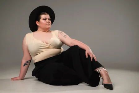 Mia_Ray Public Foto 4