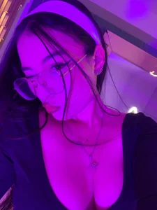 Ivory_Dlacour 🌸What is your favorite color ?🌸 Pic 5