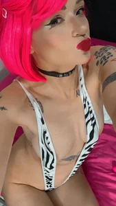 Cherry_Layne Public 사진 7