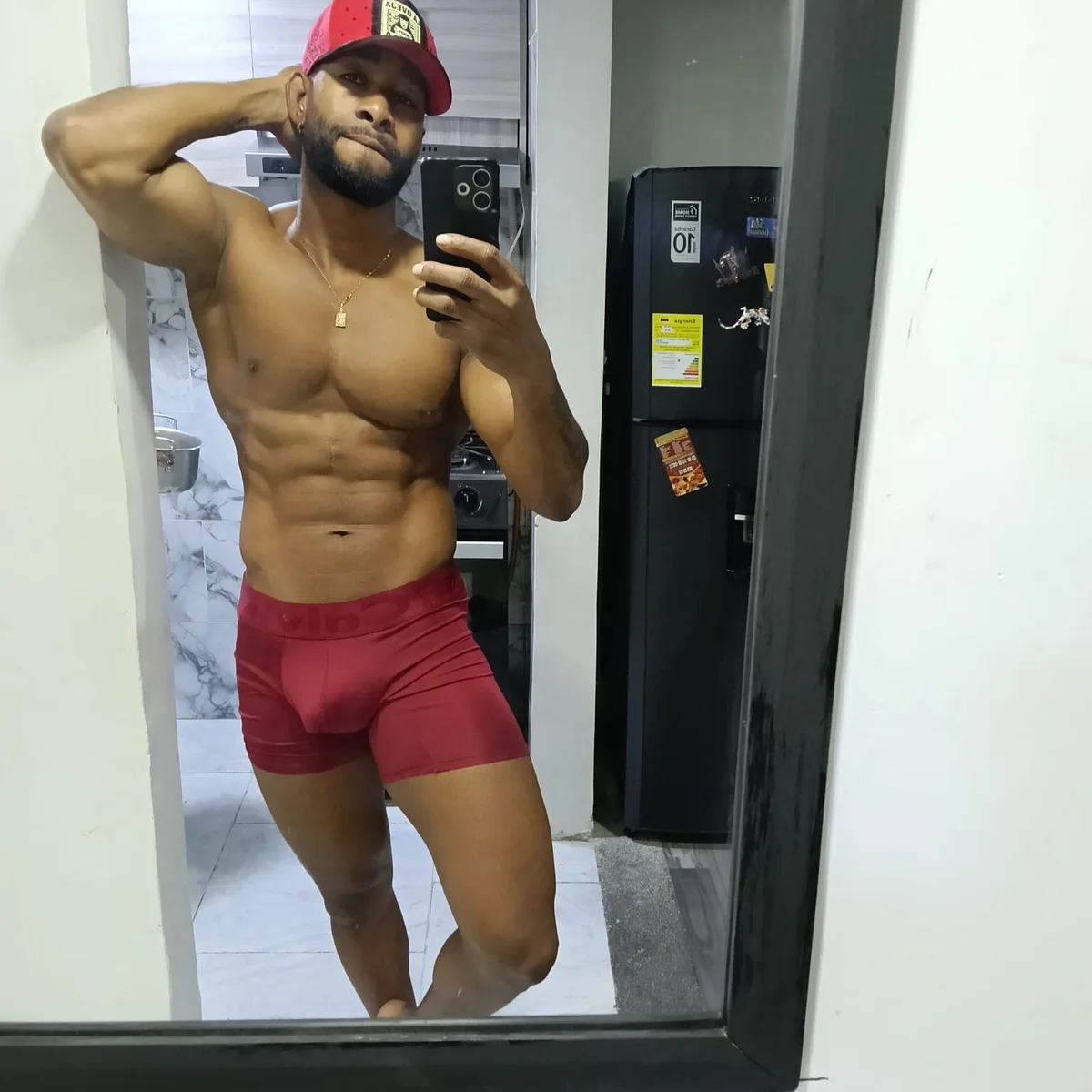 Foto em tendência de Dante_Knox 9684