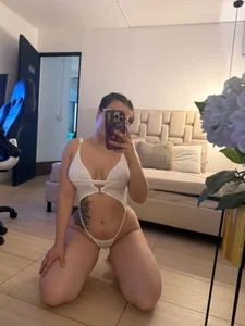 White Mood de _genesys  Imagens