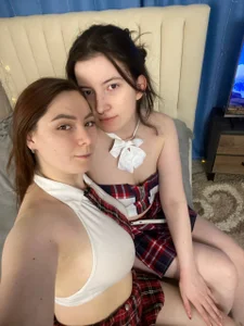 LaneDoell two sweet schoolgirls Fotka