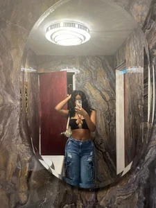 MegganCarter Happy Birthday to me 🌸🎁 Pic